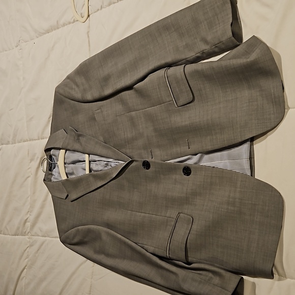Mens Suit - Picture 2 of 3